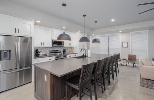 Kingston House | Unique Original Design, Upscale Fun at Lake Texoma