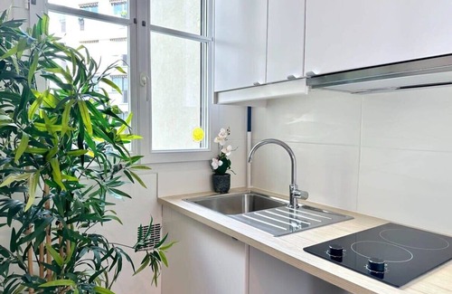 Butte-aux-Cailles Apartment | Unique Parisian Flat in Place d'Italie