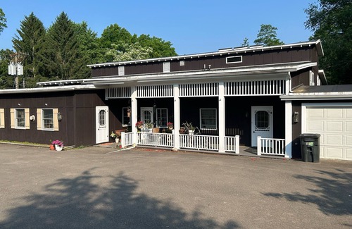 Chautauqua House | Unique residence close to Chautauqua Institution.