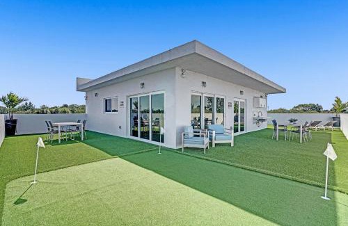 Deerfield Beach Apartment | Unique Retreat - Unit A: Cozy First-Floor Oasis