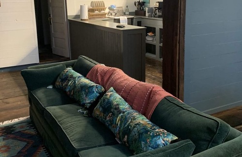 Georgetown Apartment | Unique rustic elegant excursion, sleeps 4