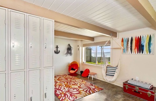 Belfair House | Unique, South Shore Waterfront Home, Large Yard