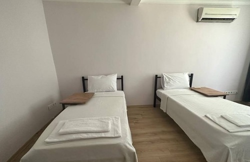Ortakoy Apartment | Unique spaciousness in a historical location 1-4 person hostel - Room 1
