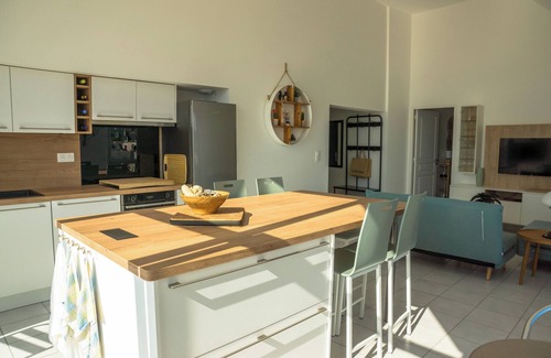 Crozon Apartment | Unique view of Morgat beach, private parking