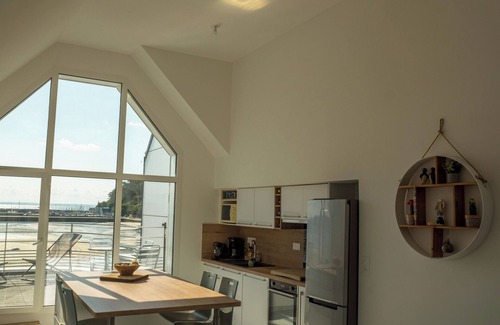 Crozon Apartment | Unique view of Morgat beach, private parking