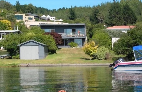 Acacia Bay House | Unique Waterfront Bach. 913 Acacia Bay Road. Taupo
