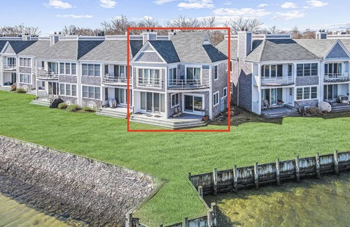 Greenport House | Unique waterfront home w/stunning views, boat slip, walk to historic Greenport