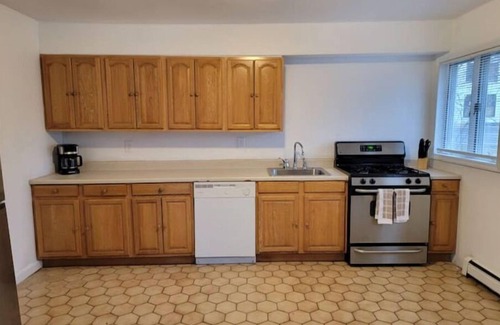 Connelly Apartment | Unique Waterfront Loft: Rondout Creek Kingston, NY