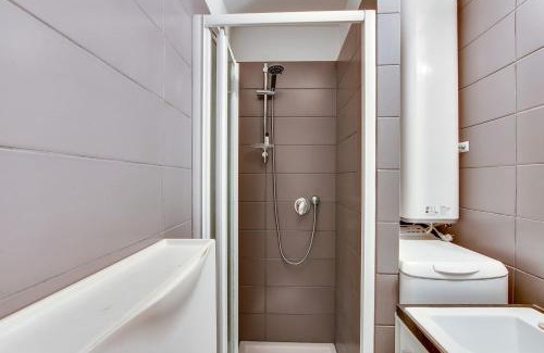 Saint-Thomas-d'Aquin Apartment | Unit 008 Saint Germain des Pres (Bac rdc)