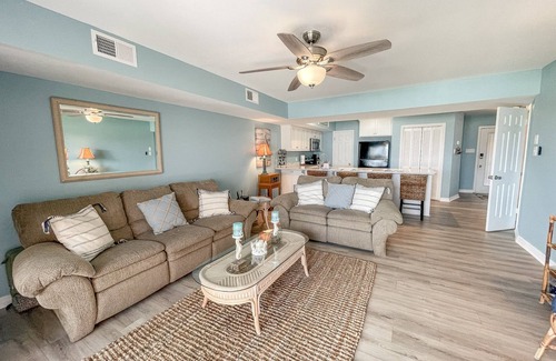 Dauphin Island Condo | Unit 032 - Sandcastle 5B
