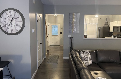 Deep River Apartment | Unit 1, 2 & 3: Stunning Rooms!n