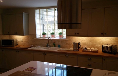 Forsbrook Cottage | Unit 1 Dove Farm Barns