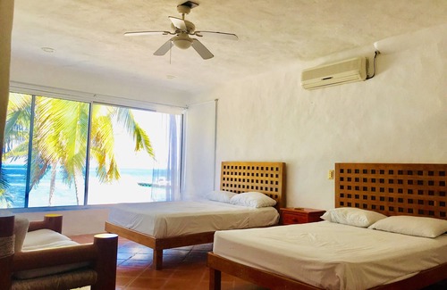 Puerto Juarez Bed & Breakfast | Unit#1 Suite Zen · Beautiful suite Zen beach front