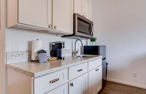 Wailuku Apartment | Unit 2 Maui Ohana Modern Studio