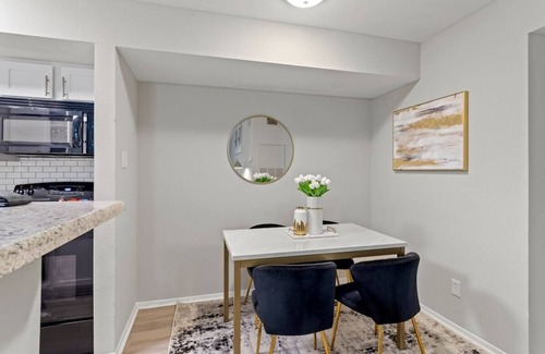 Red Bank Apartment | Unit 208 - Chattanooga | Ridgemont · Chattanooga Charm |Red Bank |NorthShore |Ad