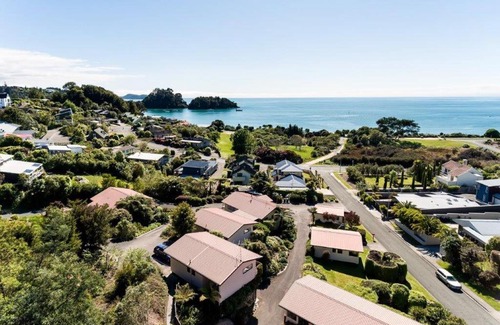 Kaiteriteri House | Unit 4 Kaiteri Apartments and Holiday Homes