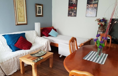 Cronulla Apartment | Unit 4 - Wanda Beach and Cronulla Golf Course - 5 min walk - Quiet street