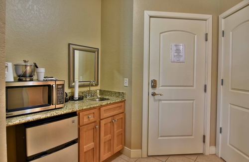 Birchwood Condo | Unit 411b 1bd/1ba Efficiency Condo 1 Bedroom Condo by RedAwning