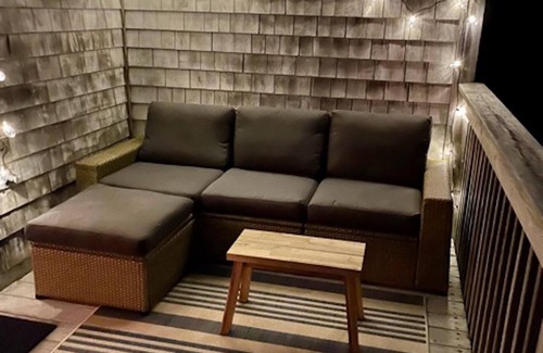 North Truro Condo | Unit #8 - 2nd Floor - Efficiency Studio with A/C