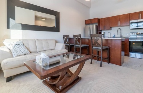 Winnipeg Apartment | UNIT ONE Executive Stay Fully Furnished Two Bedroom Condo