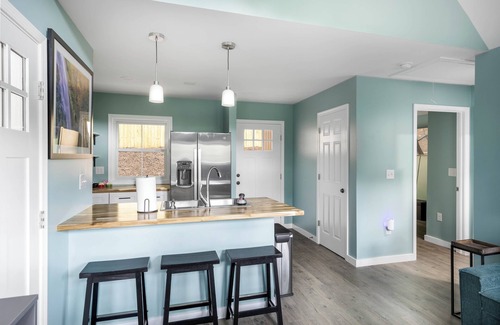 Skyland House | Unleash the Adventure with hot tub. Pet-Friendly!