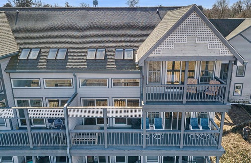 Betterton Condo | Unobstructed view of the Chesapeake Bay, w/a beach!