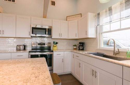 East Sandwich Cottage | Unobstructed Views of Cape Cod Bay