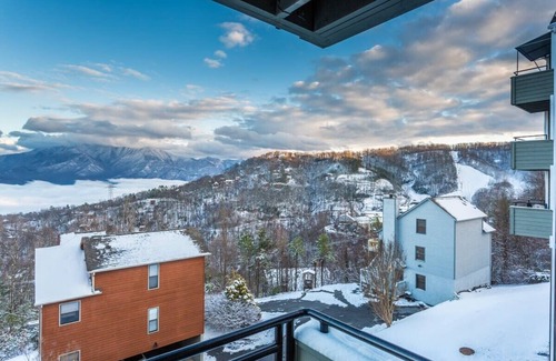 Chalet Village Condo | Unreal Mt. Leconte Views/Indoor Pool And Hot Tub