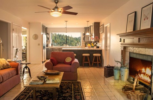 Graton House | Unsurpassed Views Indoors And Out On This 3-Acre Vineyard Estate