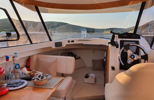 Bastia Boat Rental | UNUSUAL NIGHT ABOARD A BOAT