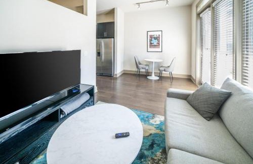 Richardson Apartment | Unwind at Cityline - Premium 1BR in Dallas