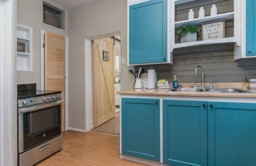 Panguitch House | Unwind- Centrally located in Panguitch Town & great homebase for all activities