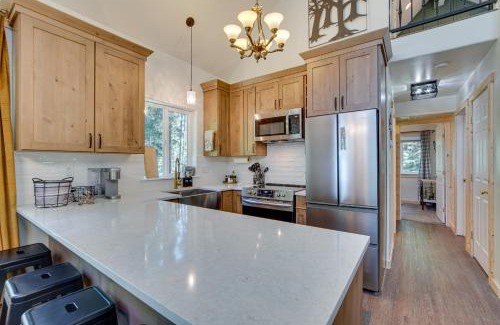 Cle Elum House | Unwind in Cle Elum Hot Tub and Cozy Fireplace!