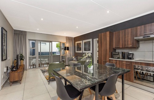 Sandown Apartment | Unwind in Luxury:2BR in Sandton w/Private Balcony