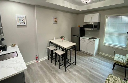 Winder House | Unwind in Winder
