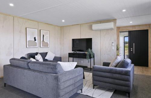 Wharewaka House | Unwind on Wai, New 4BR Home With Style and Comfort