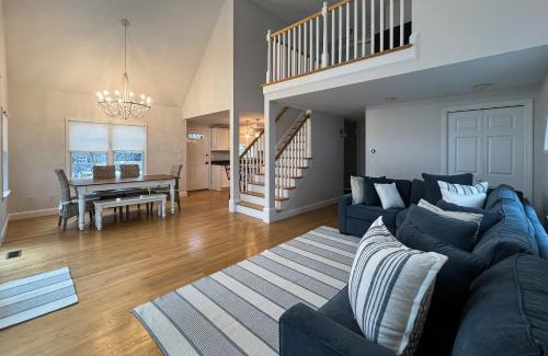 Dennis Port House | Unwind on Windwood