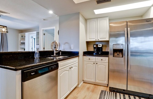 Trailer Estates House | 🏖 Unwind & Relax Bay View NEW GAME ROOM Heated Pool Close to Beaches
