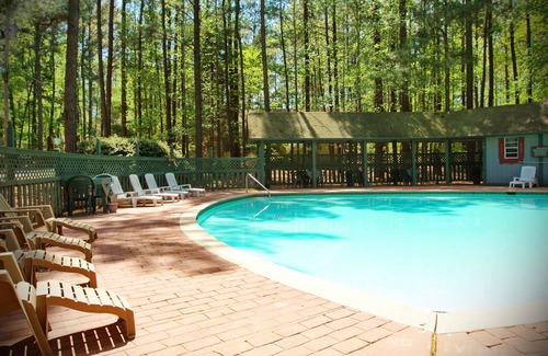 Pine Mountain Ski Chalet | Unwind to the sounds of nature in this wooded view chalet