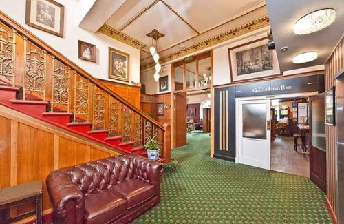 Whanganui House | Unwind @ Whanganui Inn Twin Double