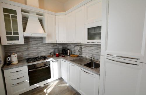 Santissima Annunziata Apartment | UNYCA - Classic Florentine Atmosphere