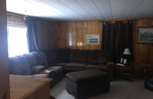 St. Helen House | Up north getaway