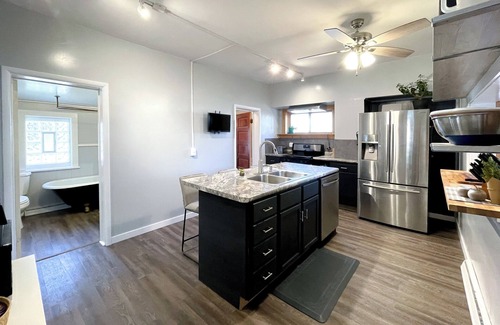 Washburn House | Up North Oasis - Families & Dogs in the Bayfield Area