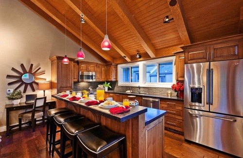 Deer Valley House | Up to 25% Off! Luxury Condo w/Hot Tub, A/C, BBQ, Free DV Skier Shuttle