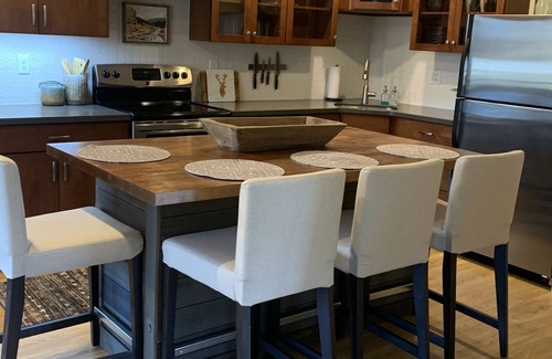 Sloans Valley Condo | Updated 2 bedroom 2 bath condo in Beautiful Woodson Bend.