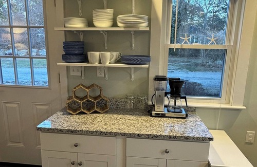 Dennis Port Cottage | Updated 2-bedroom cottage 4 min walk to the beach, with outdoor shower