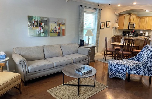Johnson House | Updated 2 level townhome, close to the University, shopping and restaurants.
