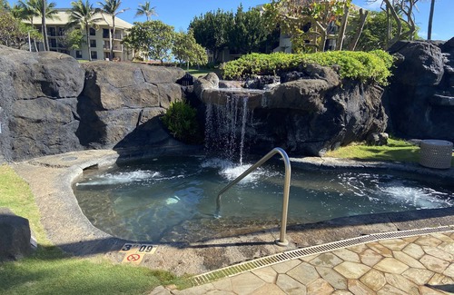 Hanamaulu Condo | UPDATED 3RD FLOOR UNIT, OCEAN VIEW FROM YOUR BED, OUTRIGGER BEACHFRONT RESORT