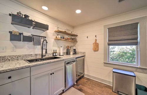 Brevard House | Updated Brevard Home - Close to Downtown!