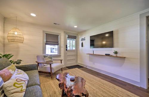Brevard House | Updated Brevard Home - Close to Downtown!